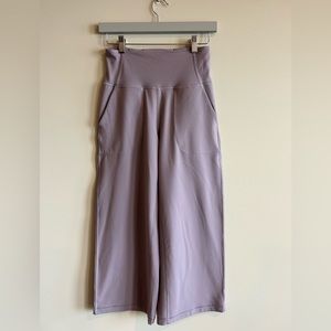 Lululemon wide leg cropped pant